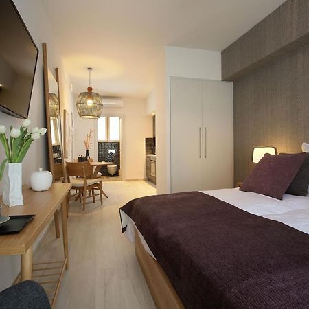Happiness Luxury Central Apartment Атина Екстериор снимка