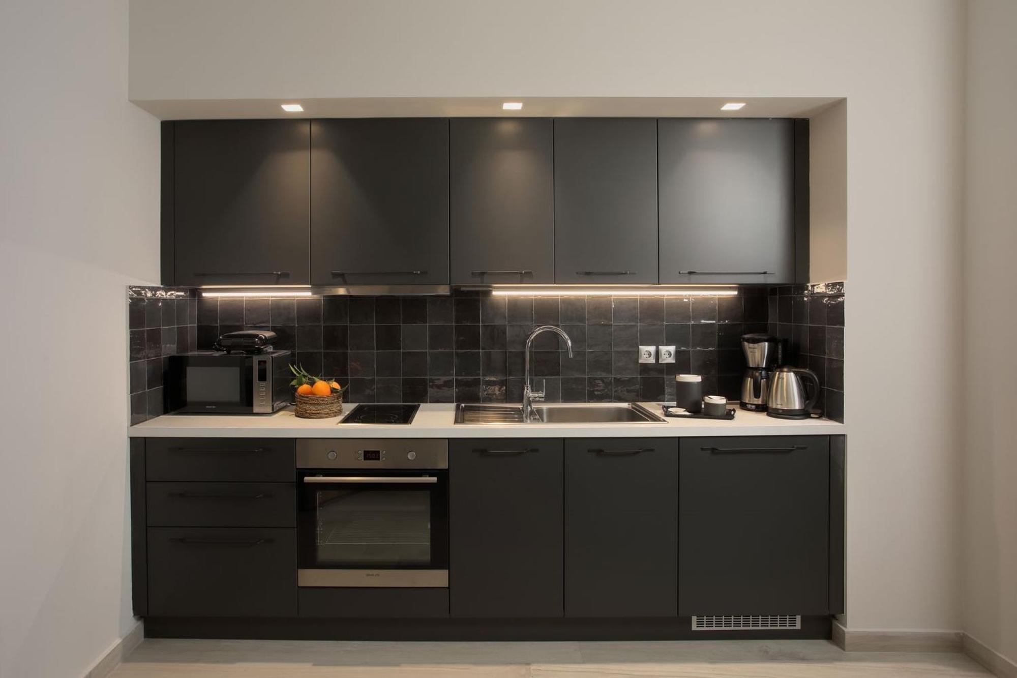 Happiness Luxury Central Apartment Атина Екстериор снимка
