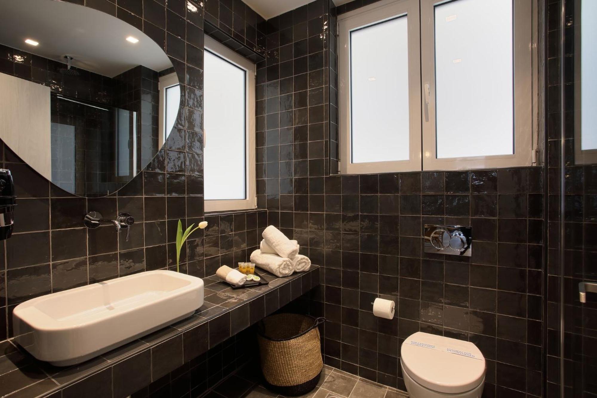 Happiness Luxury Central Apartment Атина Екстериор снимка