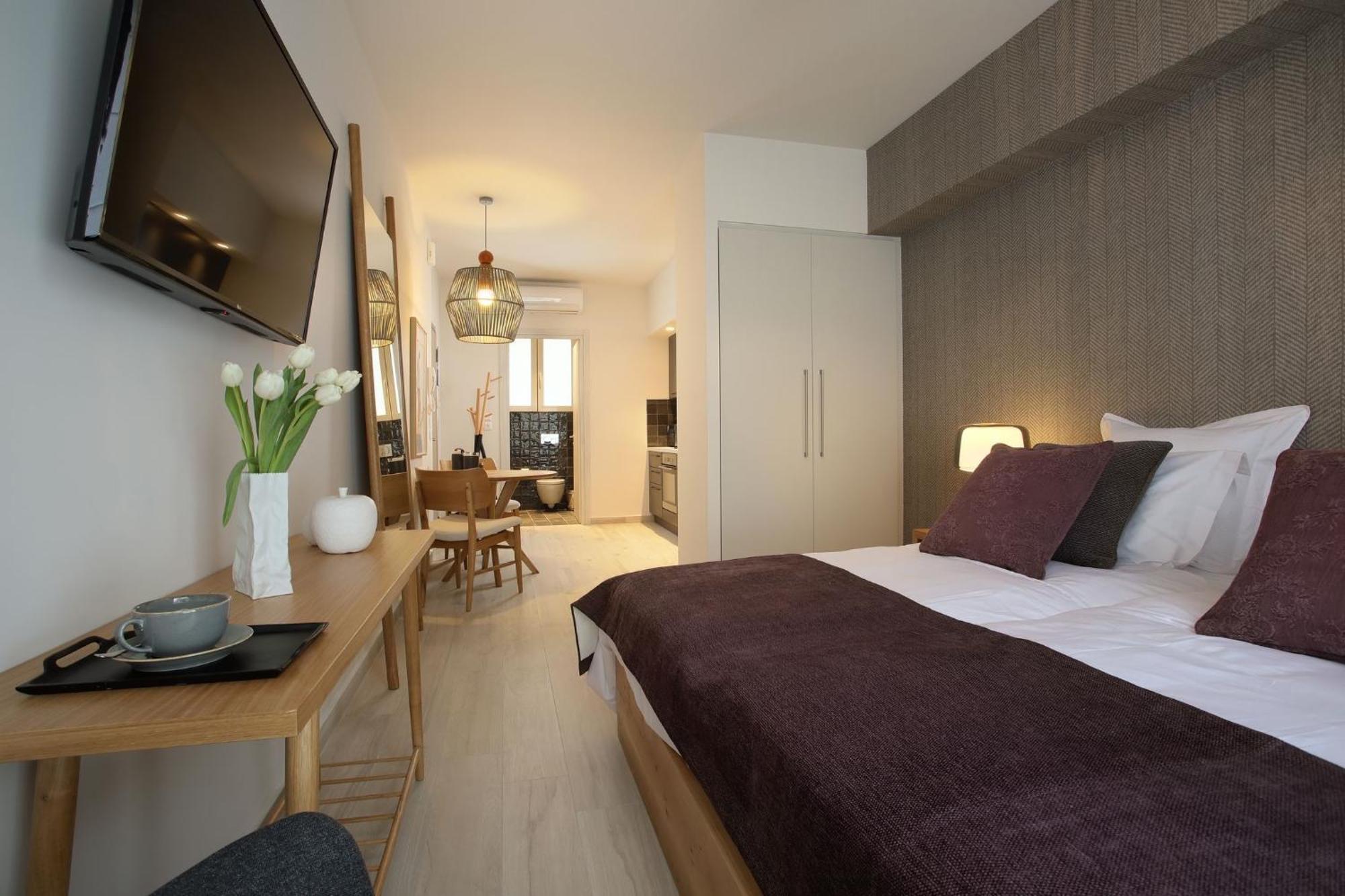 Happiness Luxury Central Apartment Атина Екстериор снимка